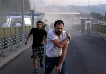 15 Temmuz hain darbe girişiminde görevli olan doktorlar yaşadıklarını anlattı! Yaralıyken başkasına yardım edenler vardı