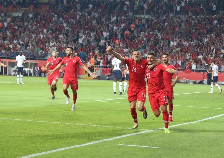 Fransız basını Türkiye’ye övgüler yağdırdı