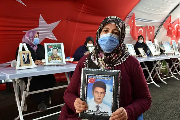 Diyarbakır anneleri HDP'yi hedef aldı! HDP'nin parmağı var - 1