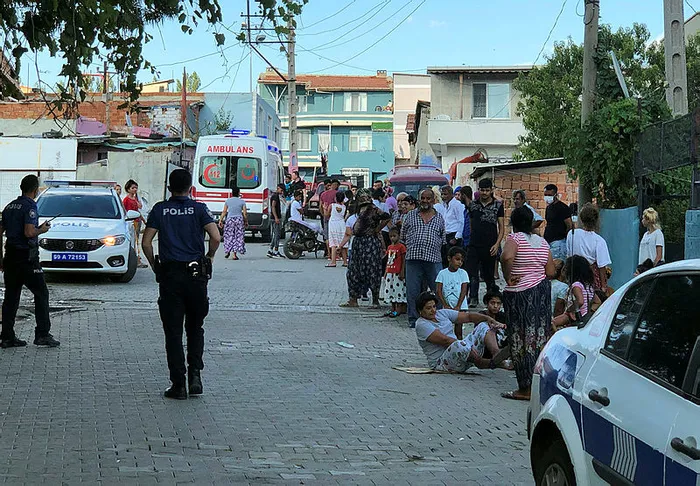 Tekirdağ'da yürek burkan olay! Devrilen kale direğinin altında kalan 6 yaşındaki Tarık Demiran öldü - 1