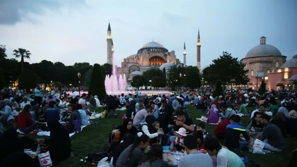 11 ayın sultanı Ramazan'a sayılı günler kaldı! Maddi ve manevi hastalıklara şifa ramazan 13 Nisan'da başlayacak - 1