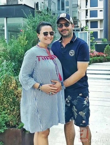 Arka Sokaklar'ın Hakan Komiser'i Ozan Çobanoğlu babası ile herkesi şaşırttı! Meğer o da ünlümüş 1