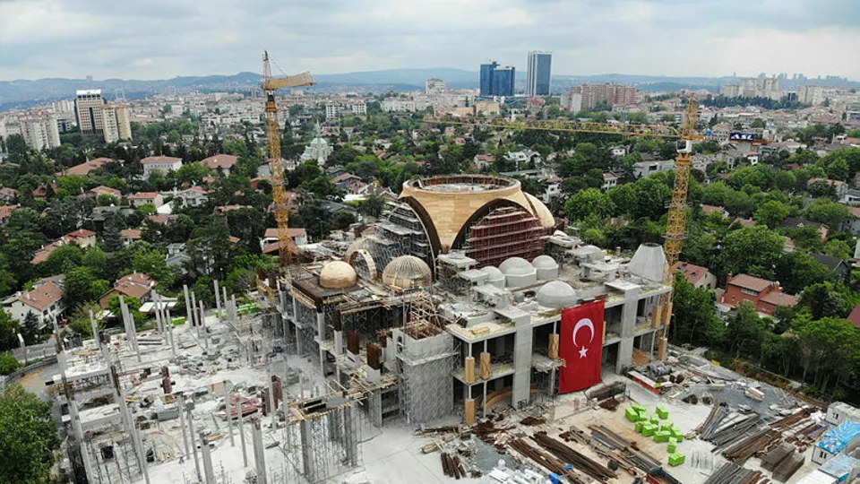 Barbaros Hayrettin Paşa Camii'nin yüzde 75'i tamam! İşte son görüntüsü