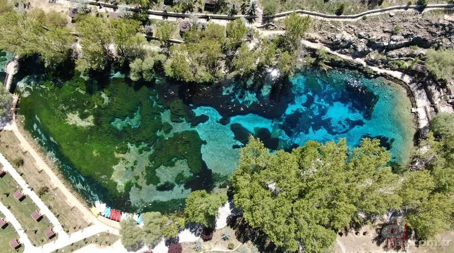 Sivas'ın meşhur berrak gölü deprem sonrası çamura bulandı 5