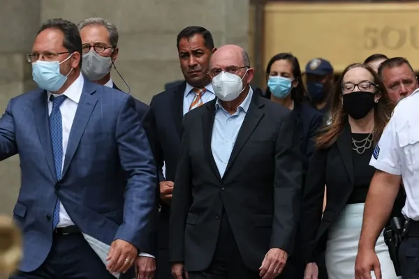 Donald Trump’ın ’kasası’ itiraf etti: Vergi kaçırdık