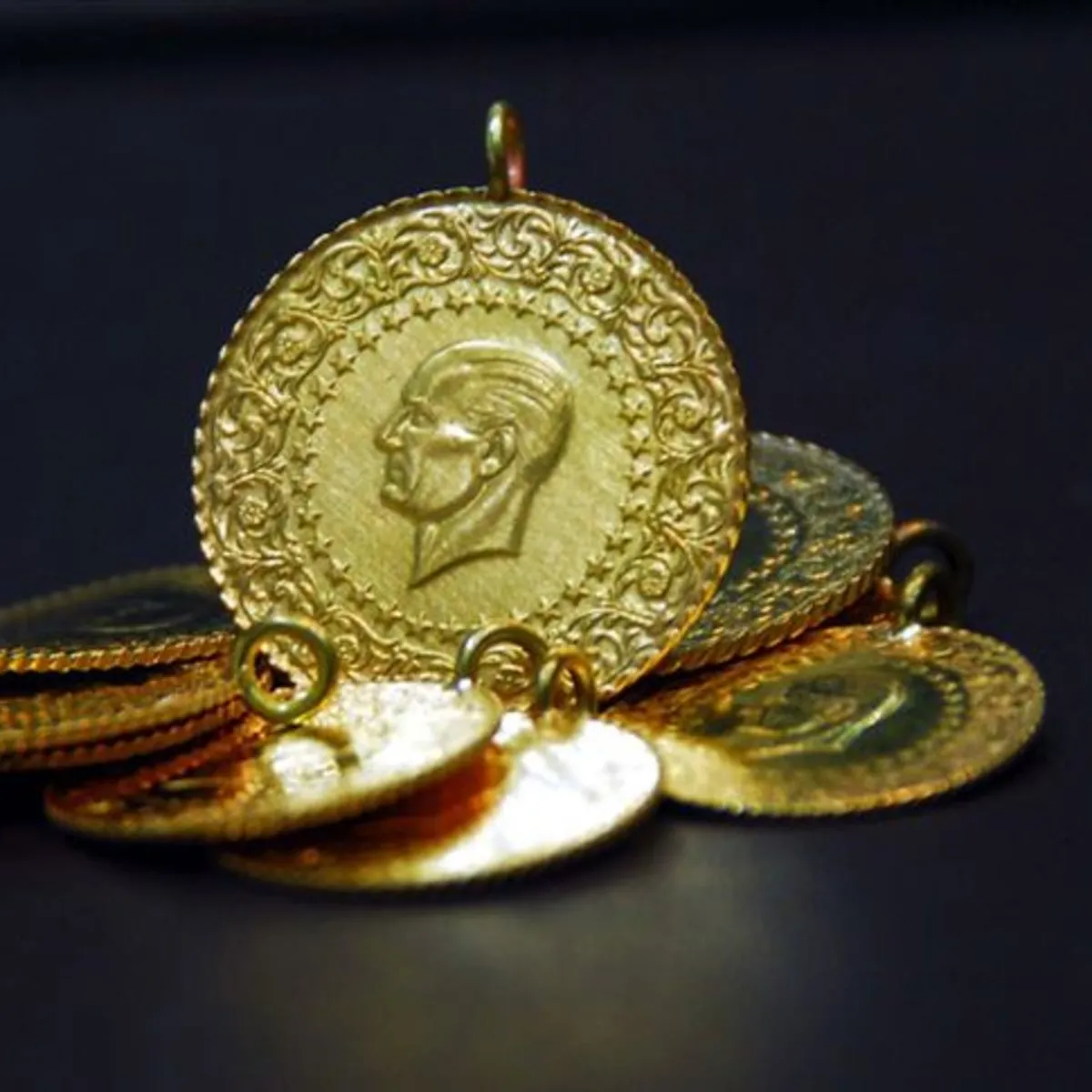 Altın düşecek mi, yükselecek mi? İslam Memiş'ten 5400 dolar uyarısı! İpler yarın kopacak