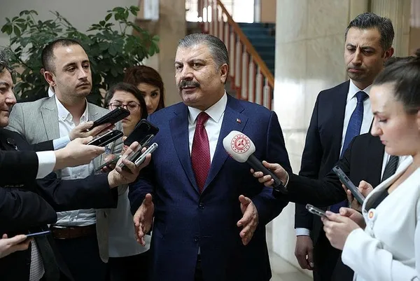 Sağlık Bakanı Fahrettin Koca’dan ilaç iddialarına yanıt: Söz konusu değil