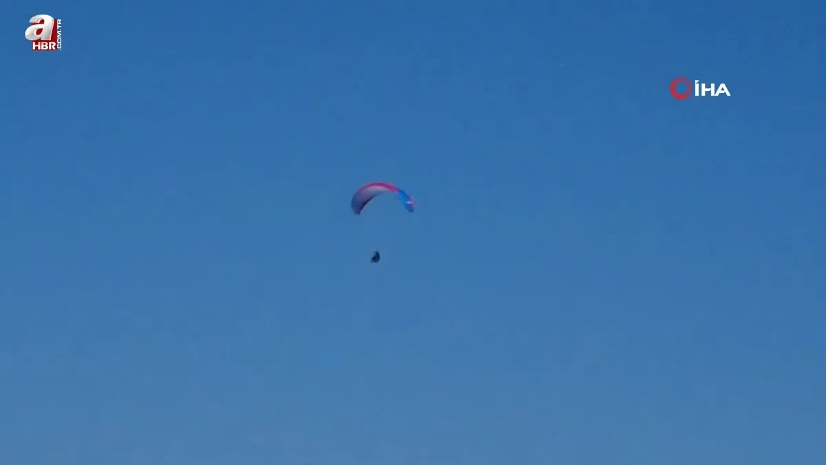 Sinop’ta yamaç paraşütü etkinliği