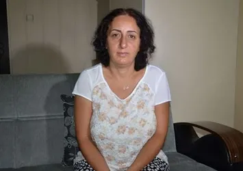 Ekmekten çivi çıktı, dişini kırdı
