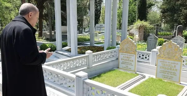 Başkan Erdoğan’dan anne ve babasının kabrine ziyaret! Hacer Muhterem Coşan’ın cenaze törenine katıldı