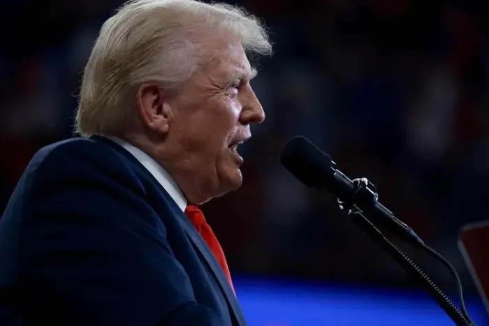 abdde-secimlerine-geri-sayim-canli-yayinda-yeni-raunt-donald-trumptan-kamala-harrise-hazirim-mesaji-1723149748982.jpeg ABD'de seçimlere geri sayım! Canlı yayında yeni raunt: Donald Trump'tan Kamala Harris'e 'hazırım' mesajı... - 2