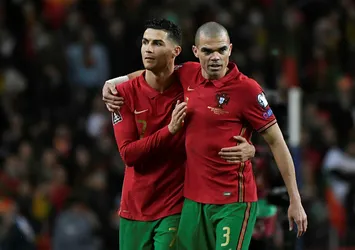 Cristiano Ronaldo 5. kez Dünya Kupası'na gidiyor: Portekiz Kuzey Makedonya'yı Bruno Fernandes ile devirerek Katar biletini kaptı