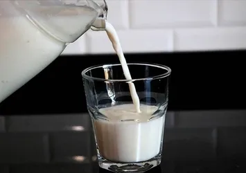 Uzmanından iftar ve sahurda "ağız sağlığı için süt ürünleri tüketin" tavsiyesi