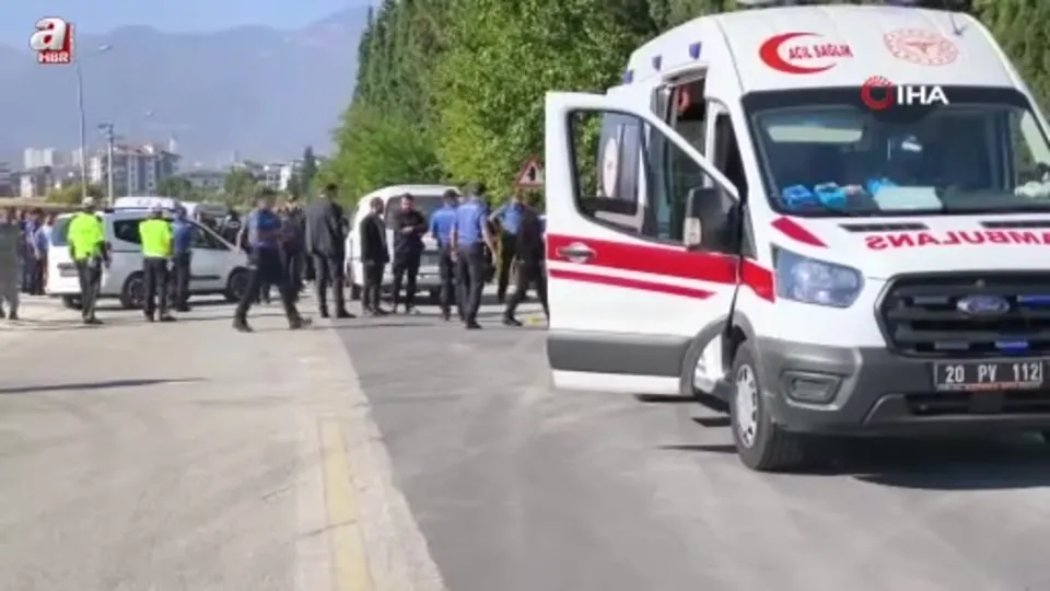 Denizli’de araca silahlı saldırı