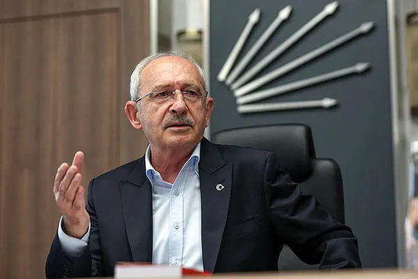 CHP yandaşı Fatih Portakal’dan Kemal Kılıçdaroğlu’na zehir zemberek sözler: Siyasal ahlaksızlık! Yerel seçim öncesi DEVA Partililerle kapılar ardına saklandı azarı yedi
