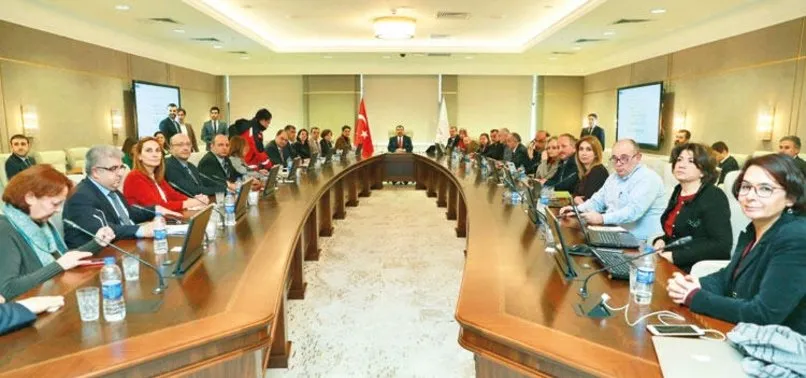 Coronavirüse karşı Türkiye’yi koruma altına alan ve gece gündüz çalışan 26 savaşçı