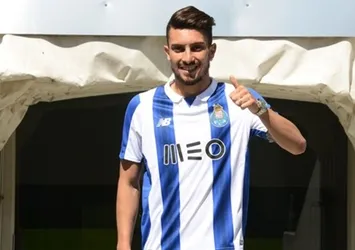 Porto'nun en pahalısı Alex Telles oldu!