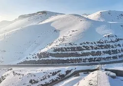 Dilimli Barajı buzla kaplandı