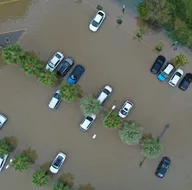 Antalya ve İzmirde alarm! Siren sesleriyle uyarı