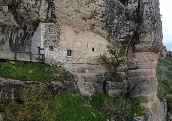 Kahramanmaraş merkezli depremler Diyarbakır’daki "Ashabı Kehf" mağarasında da yıkıma neden oldu
