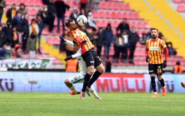 canli-kayserispor-konyaspor-maci-canli-anlatim-izle-1647176427351.jpg Konyaspor deplasmanda Kayserispor'u 3-2 mağlup etti - 2