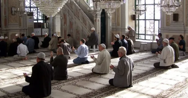 Recep ayı ilk günü, gecesi çekilecek tesbihler nelerdir? Recep Ayı ilk gecesinde edilecek dualar ve zikirler...