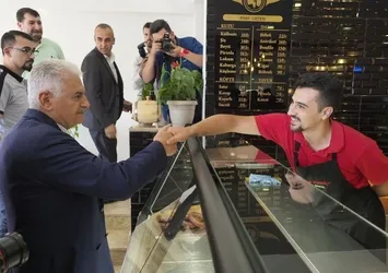 Binali Yıldırım'a Çatalca'da sevgi seli