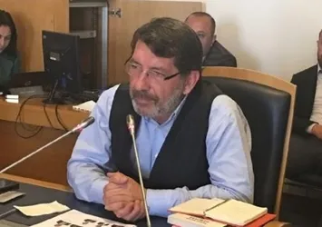 'Abilerin evinde tecavüze uğradım'