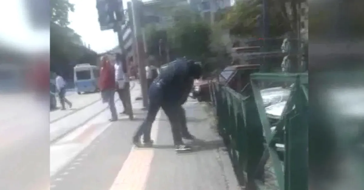 Adliye önünde kan aktı, o anlar kamerada