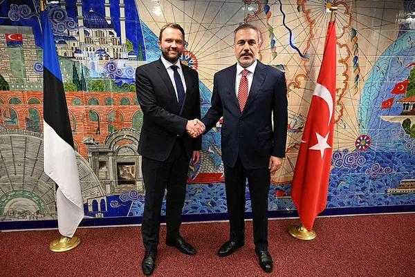 bakan-hakan-fidan-blinken-ile-gorustu-gundem-gazze-ve-isvec-1701180838329.jpg Bakan Hakan Fidan'dan peş peşe kritik görüşmeler! Gündem: NATO ve Gazze'deki insani durum... - 6
