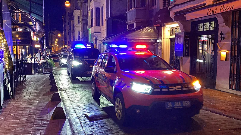 Ailem Güvende operasyonunun ayrıntıları ortaya çıktı! 5 derneğin mali hesaplarında yabancı fon trafiği mercek altında - 1