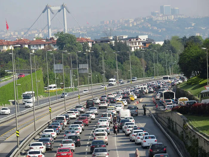 Son dakika: 15 Temmuz Şehitler Köprüsü'nde trafik yoğunluğu - 1