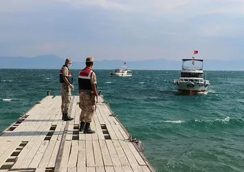 Van'da tekne faciası: Ölü sayısı 29'a çıktı