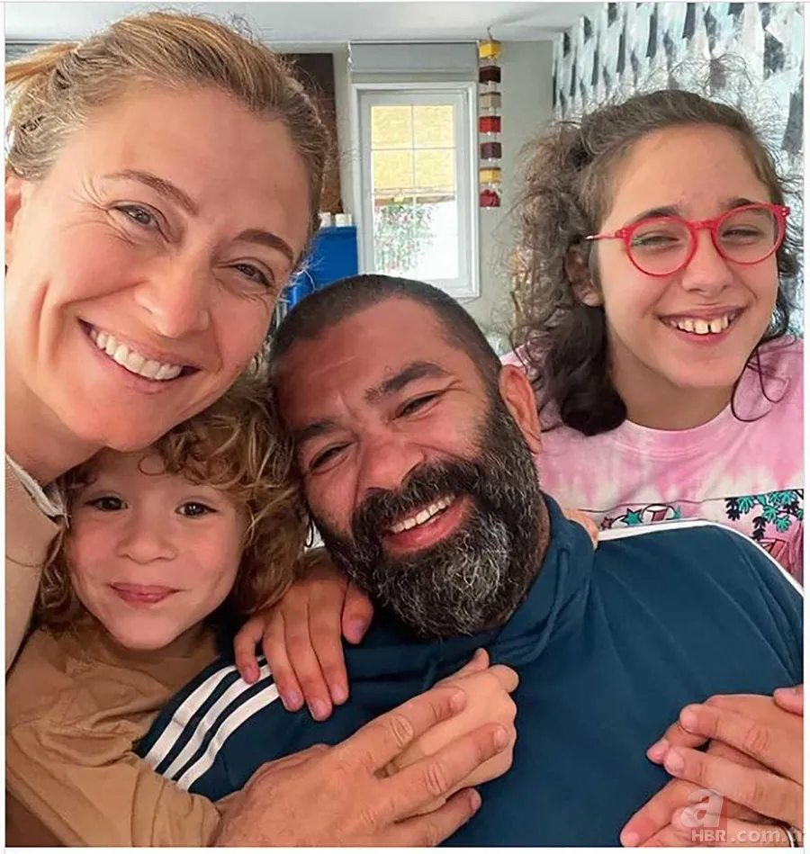 Bülent Şakrak kendisinden 16 yaş küçük sevgilisiyle aşkını ilan etti 2