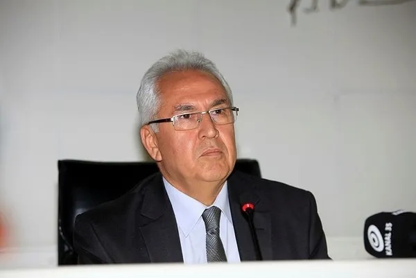 CHP’den İzmir’de TOKİ projesine çelme! Vatandaş CHP’li belediyeyi protesto etti: Enkaz altında kalınca mı sesimizi duyacaksınız?