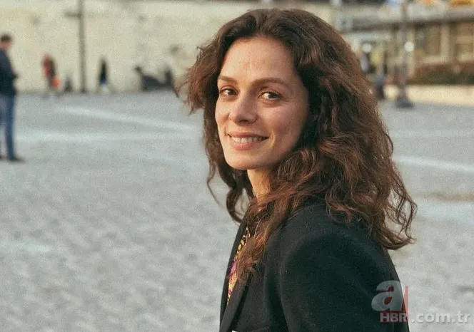 Sandık Kokusu'nun Karsu'su Özge Özpirinçci'nin eski nişanlısı bakın kim çıktı! 1