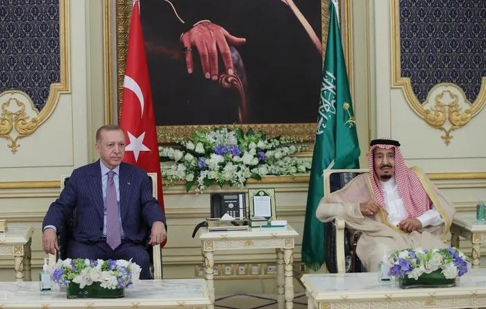 Başkan Erdoğan, Suudi Arabistan Kralı Selman ile bir araya geldi: Yeni bir dönemin başlaması için gayret içerisindeyiz