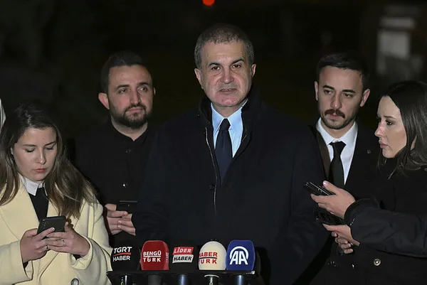 ak-parti-sozcusu-omer-celikten-onemli-aciklamalar-ozgur-ozel-netanyahu-ile-ayni-duzlemde-1703625376439.jpg AK Parti Sözcüsü Ömer Çelik'ten önemli açıklamalar: Özgür Özel Netanyahu ile aynı düzlemde