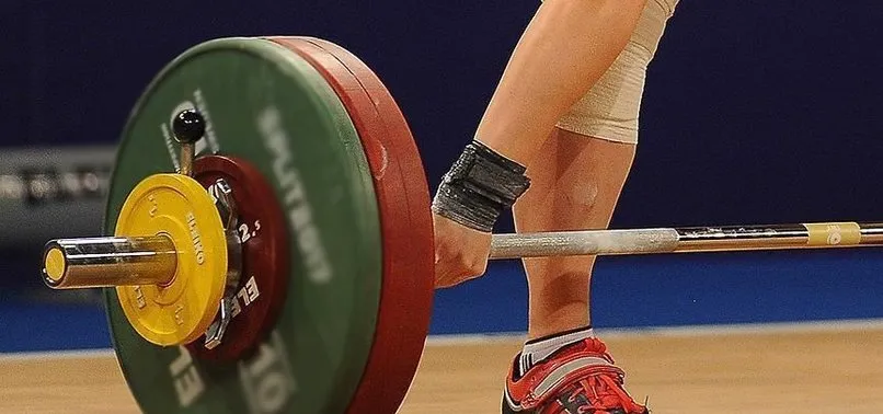Milli halterci Berfin Altun'dan bronz madalya