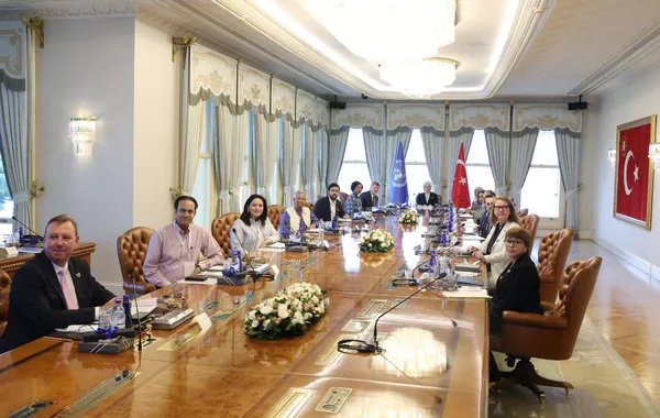 1698844257389.jpg Emine Erdoğan başkanlık etti! BM Sıfır Atık Danışma Kurulu'nun ilk toplantısı İstanbul'da gerçekleşti - 2