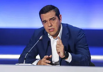 Yunanistan'da Çipras'ın koltuğu sallanıyor
