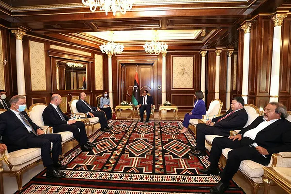 libya-baskanlik-konseyi-baskani-menfiden-turkiye-vurgusu-1623538256994.jpg Libya Başkanlık Konseyi Başkanı Menfi'den Türkiye vurgusu! - 2
