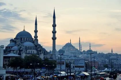Kandil mesajları ile yakınlarınızı sevindirin! İşte Berat Kandili mesajları