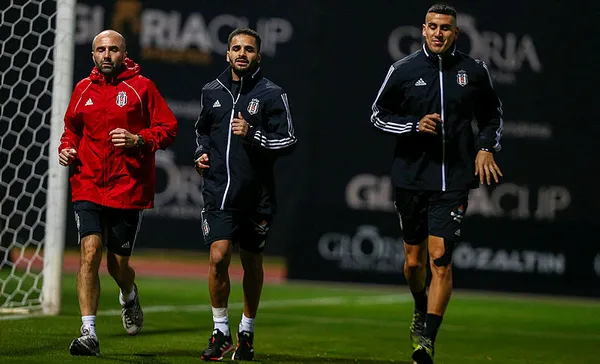 Beşiktaş'ın eski fubolcusu Douglas Brezilya'da tutuklandı - 4