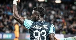 G.Saray’a Senegalli genç savunmacı!