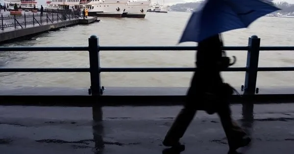 İstanbul'da şiddetli yağmur! Trafik felç oldu - 1