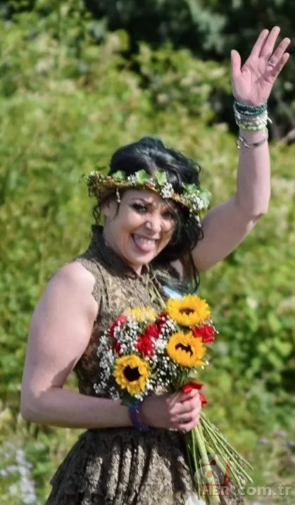 Bursa’da 7 yıl önce kardan yaptığı kadınla evlendi! Şimdi de bakın ne hediye etti 11