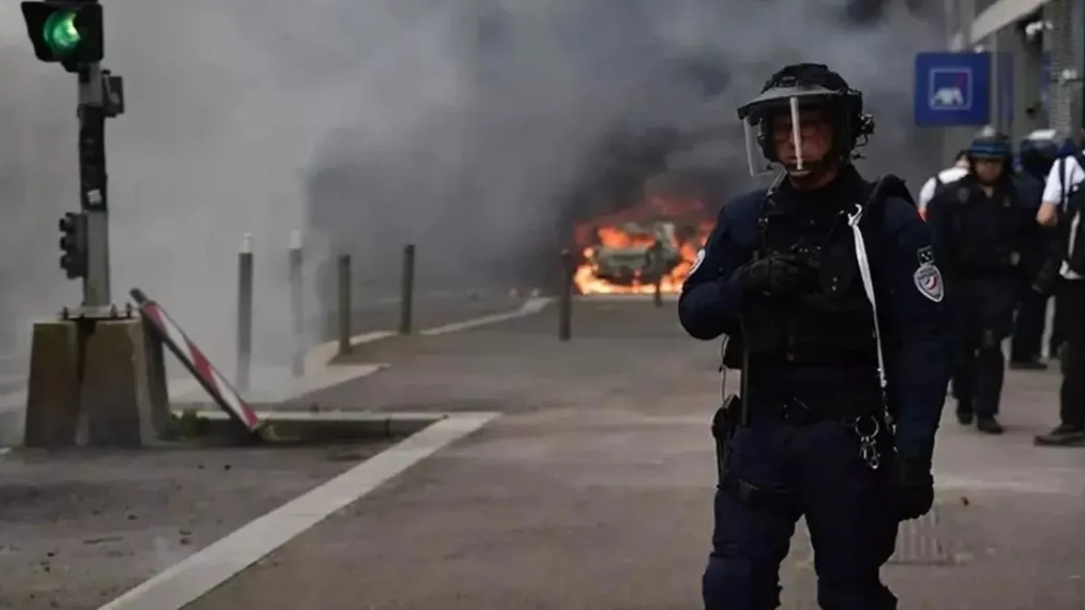 İtalya'da Torino Cezaevi'nde olay çıktı! 6 gardiyan yaralandı