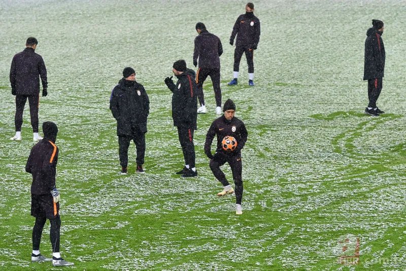 Galatasaray'ı bekleyen tehlike! İşte Lokomotiv Stadı'nın son hali 18