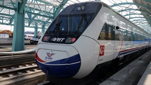 Ankara-Sivas Hızlı Tren Hattı'na sayılı günler kaldı! 12 saatlik süre 2 saate düşecek - 3